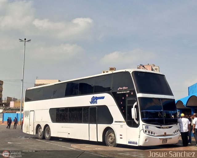 Expresos KM 2015 0028 por Josue Snchez