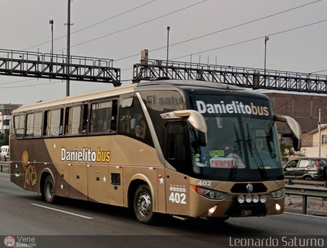 Danielito Bus 402 por Leonardo Saturno
