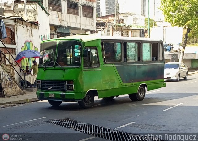 DC - S.C. Plaza Espaa - El Valle - Coche 700 por Jonnathan Rodrguez