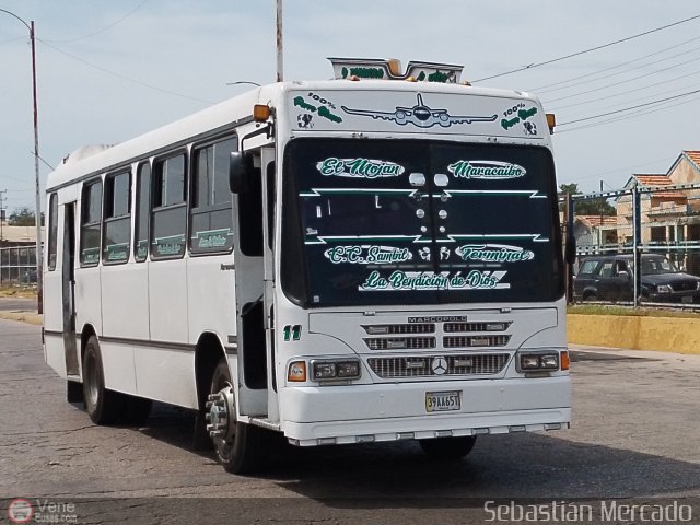 Colectivos La Rosita 011 por Sebastin Mercado