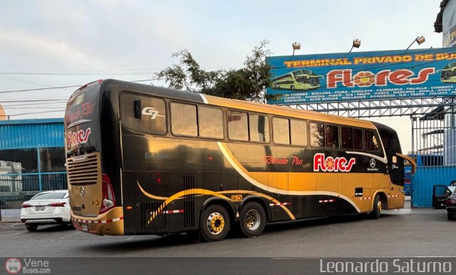 Transporte Flores Hermanos S.R.L 226 por Leonardo Saturno