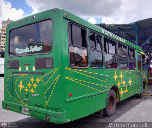 C.U. Caracas - Los Teques A.C. 164 por Michael Caraballo