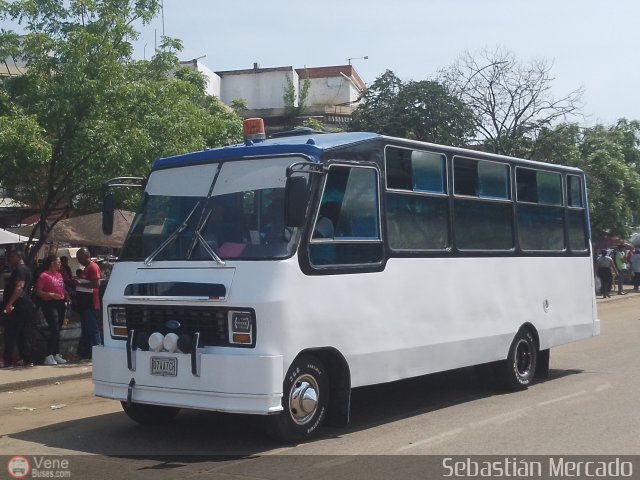 ZU - U.C. Barrio La Polar 823 por Sebastin Mercado