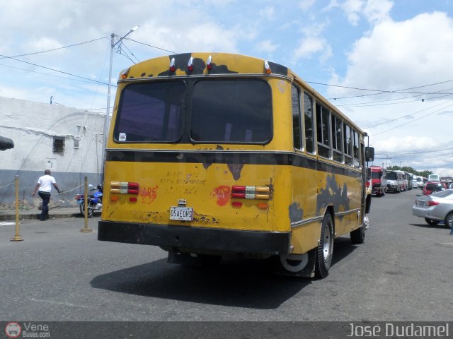 Particular o Desconocido 001 por José Dudamel