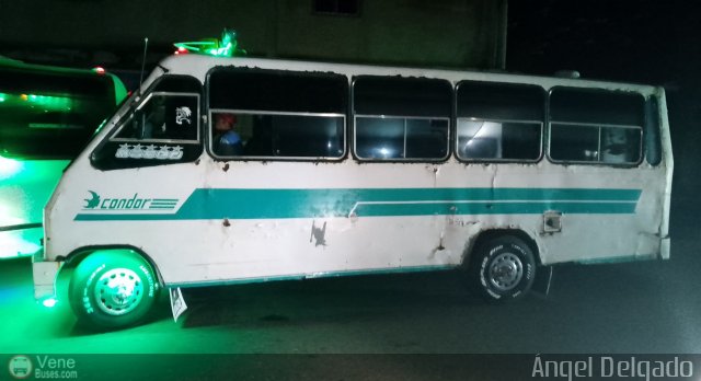 ZU - U.C. Barrio La Polar 120 por ngel Delgado