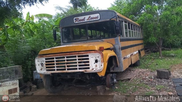 ZU - Ra�l Leoni 98 por Sebasti�n Mercado