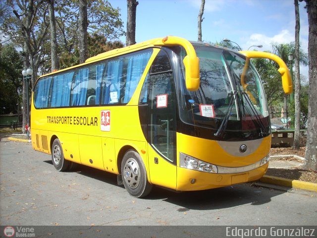 PDVSA Transporte Escolar SN-PDVSA-E-001 por Edgardo Gonzlez