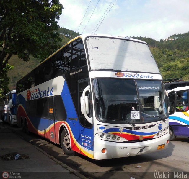 Expresos Occidente 206 por Waldir Mata