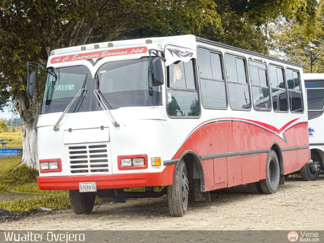 A.C. Expresos Barinas 144 por Wualter Ovejero