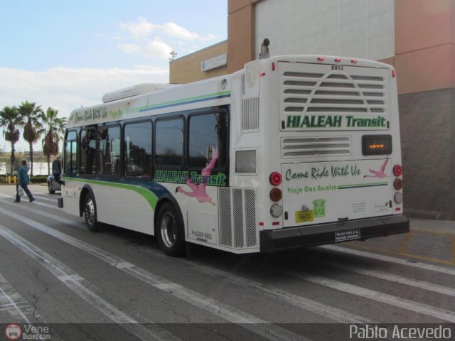 Miami-Dade County Transit 08853 por Pablo Acevedo