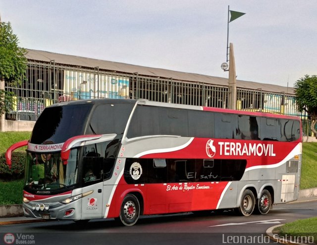 Terram�vil Per� S.A.C. 960 por Leonardo Saturno