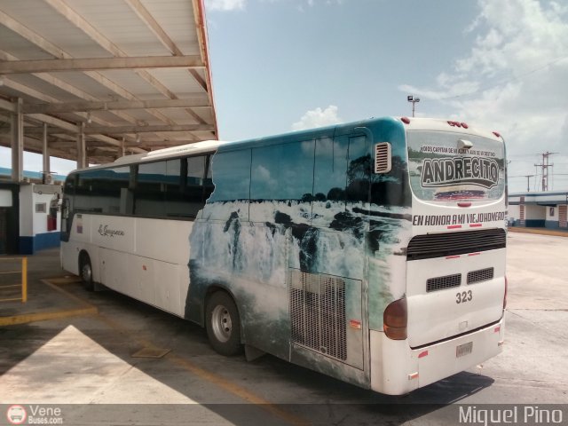 Expresos La Guayanesa 323 por Miguel Pino