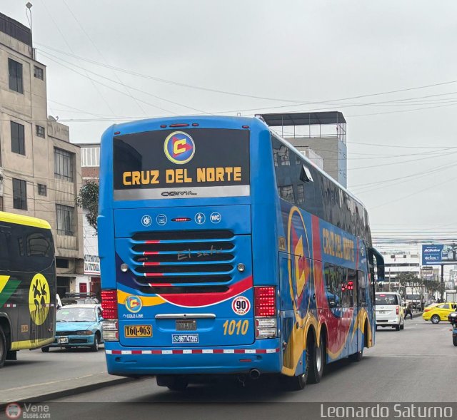 Cruz del Norte 1010 por Leonardo Saturno