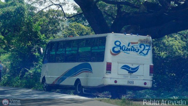 Particular o Desconocido Morros por Pablo Acevedo