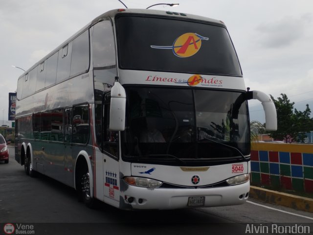 Líneas de Los Andes 5040 por Alvin Rondón