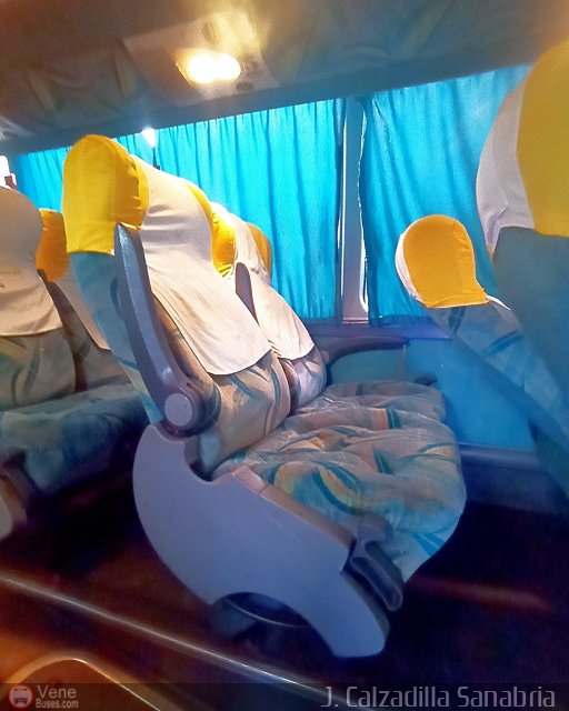 Expresos Del Mar 0011 por Jos�as Calzadilla