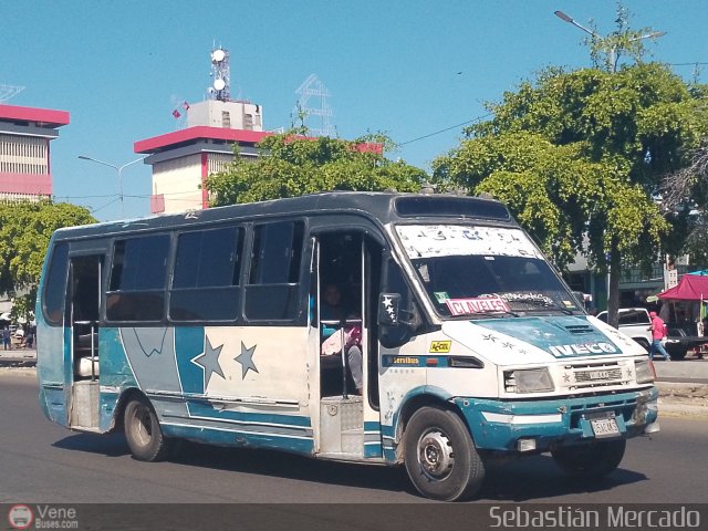 ZU - Los Claveles 25 por Sebastin Mercado