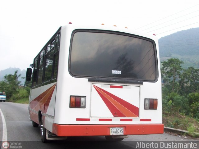 Lnea Flix Roman Duque 35 por Alberto Bustamante