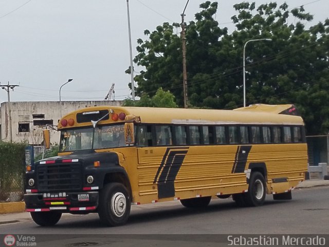 Particular 0013 por Sebastin Mercado