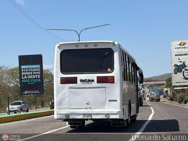 L�nea Tocar S.C. 33 por Leonardo Saturno
