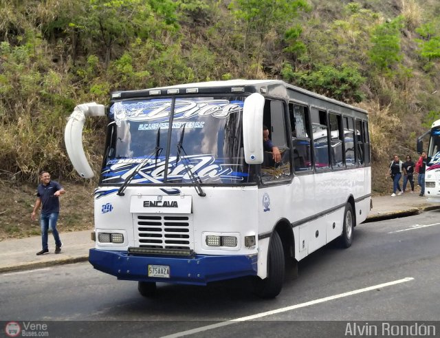 U.C. Los Caminantes 24 por Alvin Rondn