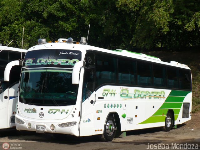 Transportes El Dorado 6744 por Joseba Mendoza