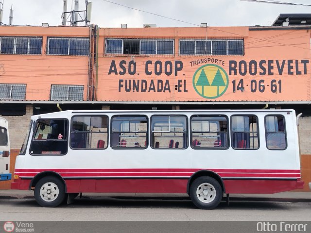 DC - A.C. de Transporte Roosevelt 072 por Otto Ferrer