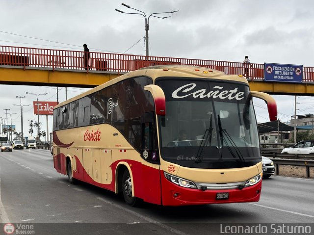 Turismo Ca�ete 952 por Leonardo Saturno