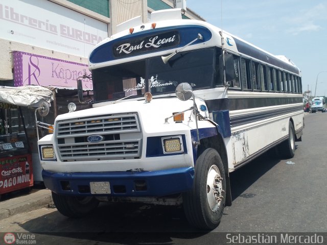 ZU - Ra�l Leoni 30 por Sebasti�n Mercado