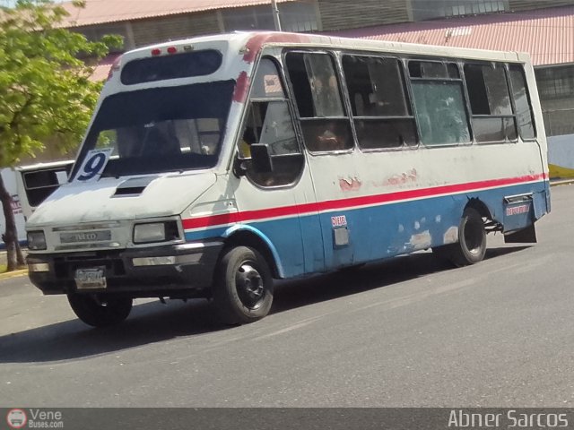 ZU - Micro 9 41 por Abner Sarcos