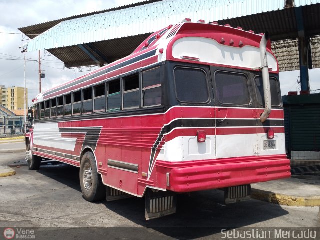 Colectivos Cachiri 04 por Sebasti�n Mercado