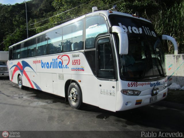 Expreso Brasilia 6593 por Pablo Acevedo