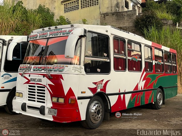 C.U. Caracas - Los Teques A.C. 098 por Eduardo Mej�as