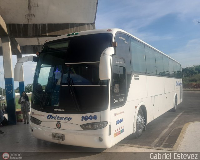 Transporte Orituco 1044 por Gabriel Estevez