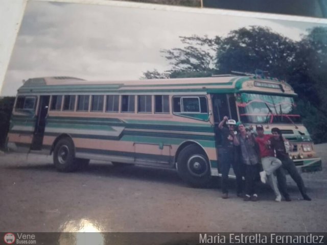 Transporte Nirgua Metropolitano 024 por Eduard Delgado