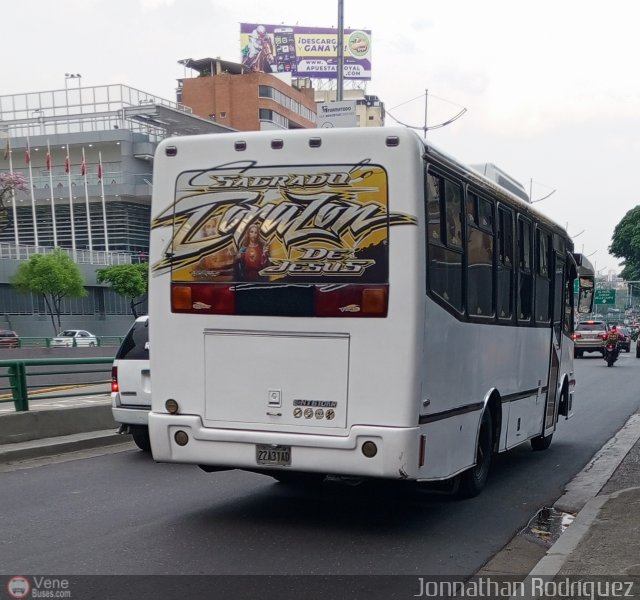 Particular o Desconocido CARACAS por Jonnathan Rodr�guez