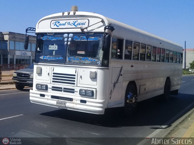 ZU - Ra�l Leoni 12 por Abner Sarcos