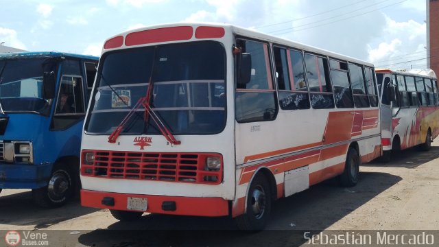 ZU - U.C. Barrio La Polar 836 por Sebastin Mercado