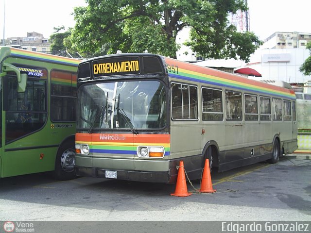 Metrobus Caracas 957 por Edgardo Gonzlez