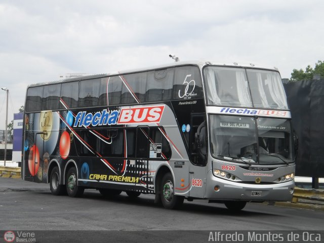 Flecha Bus 8620 por Alfredo Montes de Oca