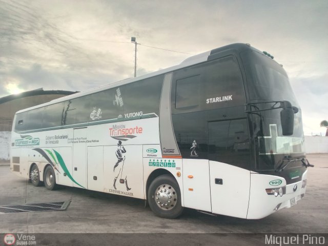 Expresos Del Mar 0190 por Miguel Pino