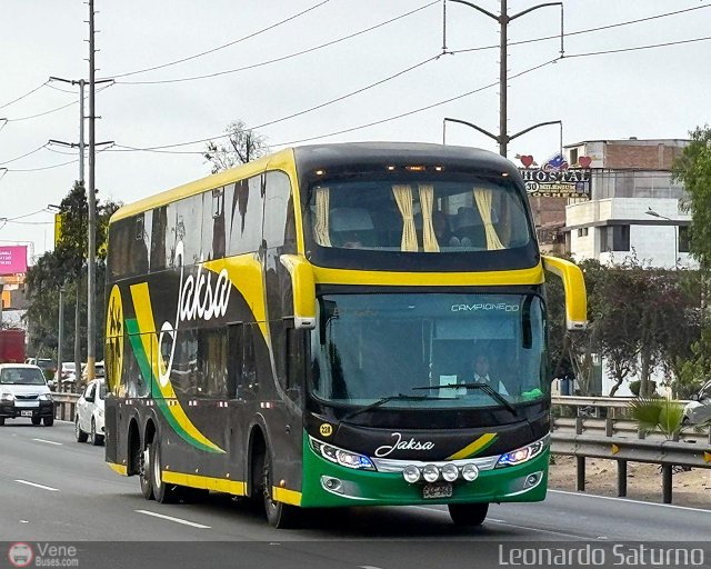 Turismo Jaksa 228 por Leonardo Saturno