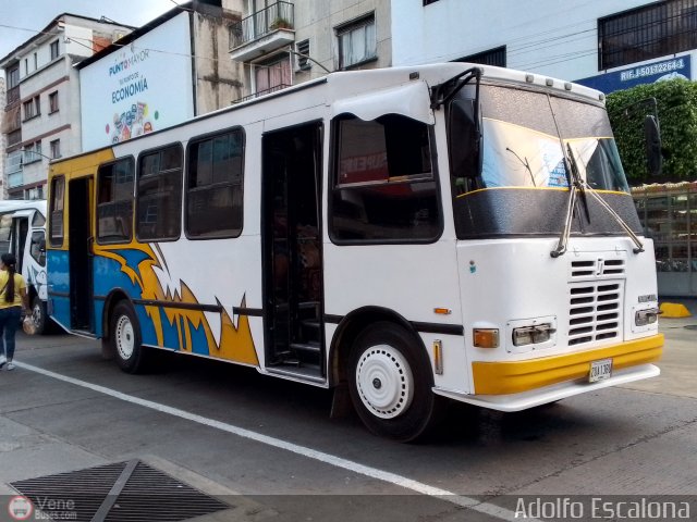 MI - U.C. Solar de la Quinta 14 por Adolfo Escalona