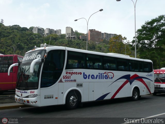 Expreso Brasilia 6561 por Simn Querales