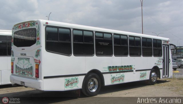 Transporte El Esfuerzo 31 por Andr�s Ascanio