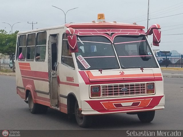 ZU - Los Claveles 55 por Sebastin Mercado