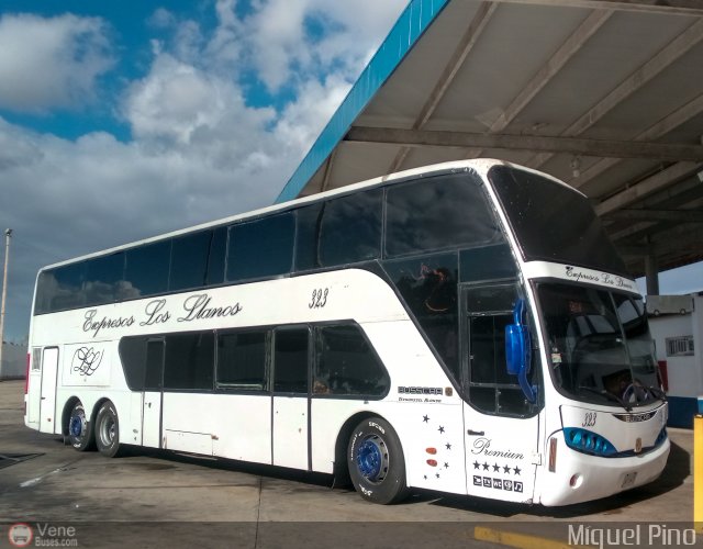 Expresos Los Llanos 323 por Miguel Pino