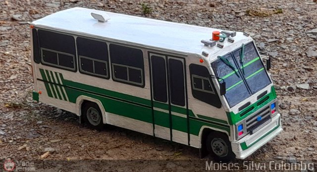 Maquetas y Miniaturas 01 Condor  por Mois�s Silva Colombo