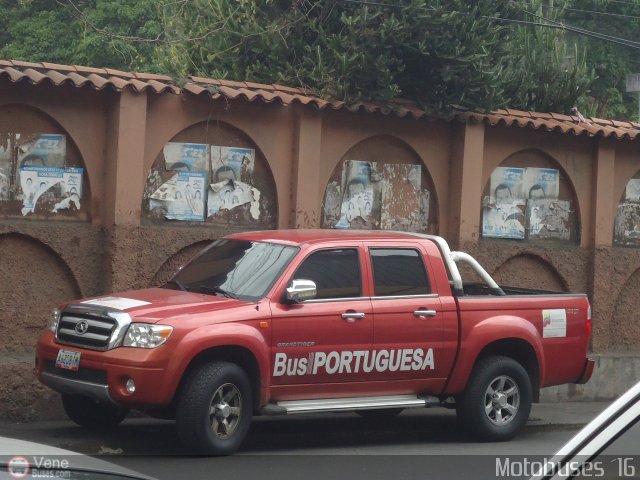 Bus Portuguesa Apoyo vial por Waldir Mata
