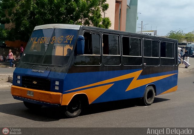 ZU - Asociaci�n Cooperativa Milagro Bus 14 por �ngel Delgado